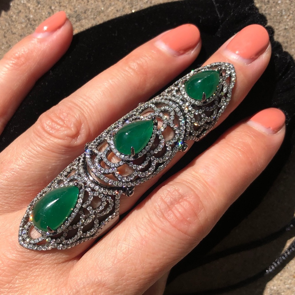 Bandage Armor Emerald and Diamonds Gold Ring.